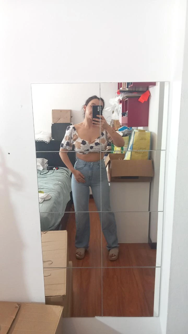 Top corto con flores / Diseño floral Talla M | Crop top florido, Talla M | Sin marca – photo 7